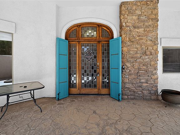 5th image of 3206 S Saddletree Court