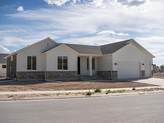 2nd image of 2406 E Morning Glory Way #428