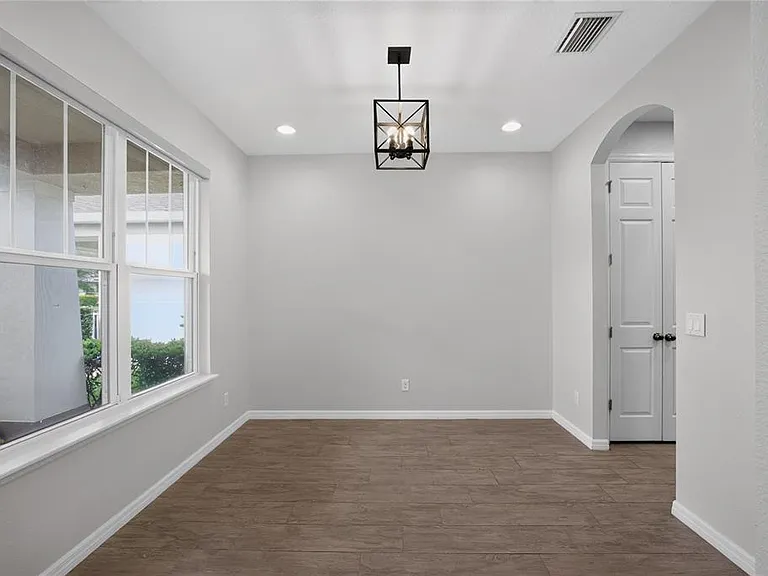 8016 Marbella Creek Ave — Photo 12