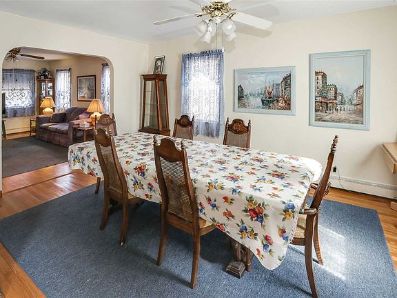 5th image of 109 Goldie Ave