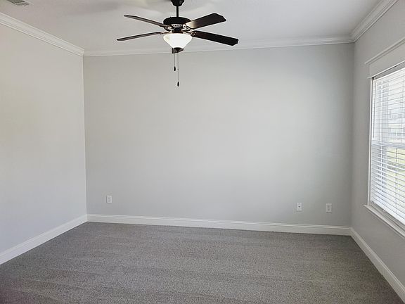 5th image of 65 Thorp Cir