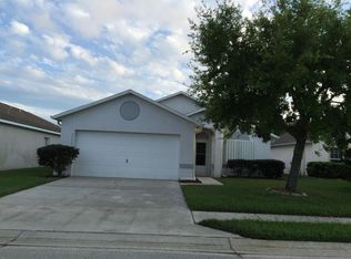 2466 Hidden Pine Ln NE, Palm Bay, FL 32905