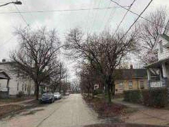 5th image of 5614 Linton Ave