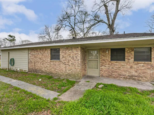 26790 Burning Tree, New Caney, TX 77357