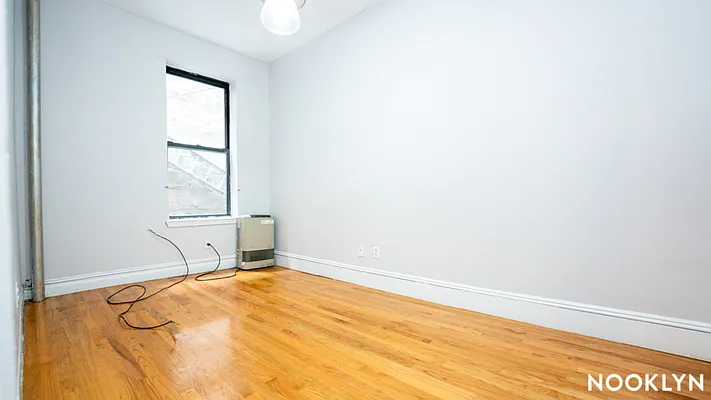 Rented by Nooklyn NYC LLC | media 2