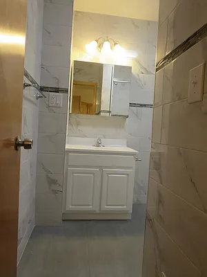 Rented by Keller Williams NYC | media 20