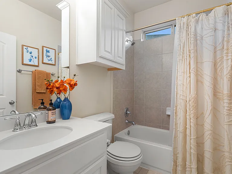2428 Granite Hill Dr — Photo 65