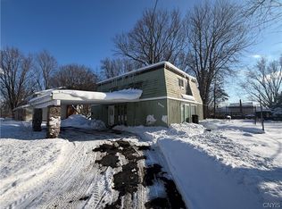 8898 Deluxe Pkwy, Cicero, NY 13039