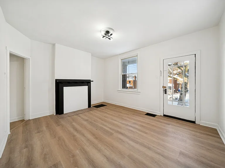 216 Whipple St — Photo 5