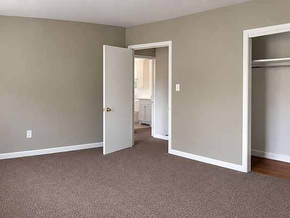 5th image of 3505 Ridge Rd #4