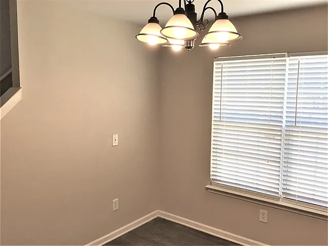 7636 Hidden Creek Dr — Photo 4