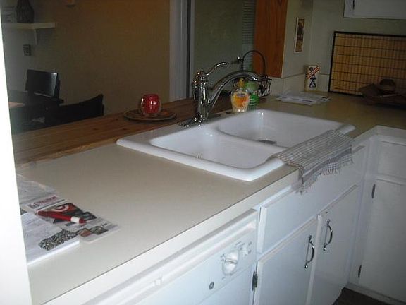 3rd image of 3263 Westridge Blvd