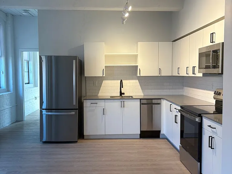 Essex St. Lofts — Photo 49