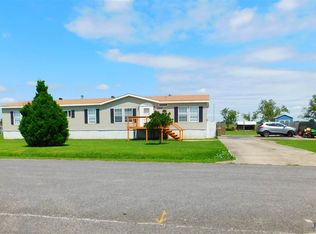 333 Myrtle Dr, Lockport, LA 70374