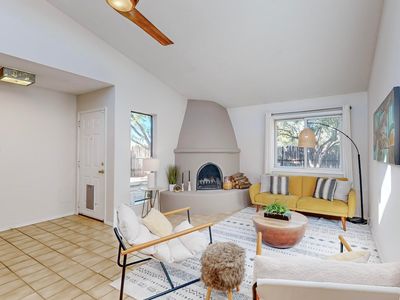 1513 Escondida Ct, Santa Fe, NM, 87507