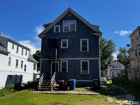4th image of 49 Fairfield St #2