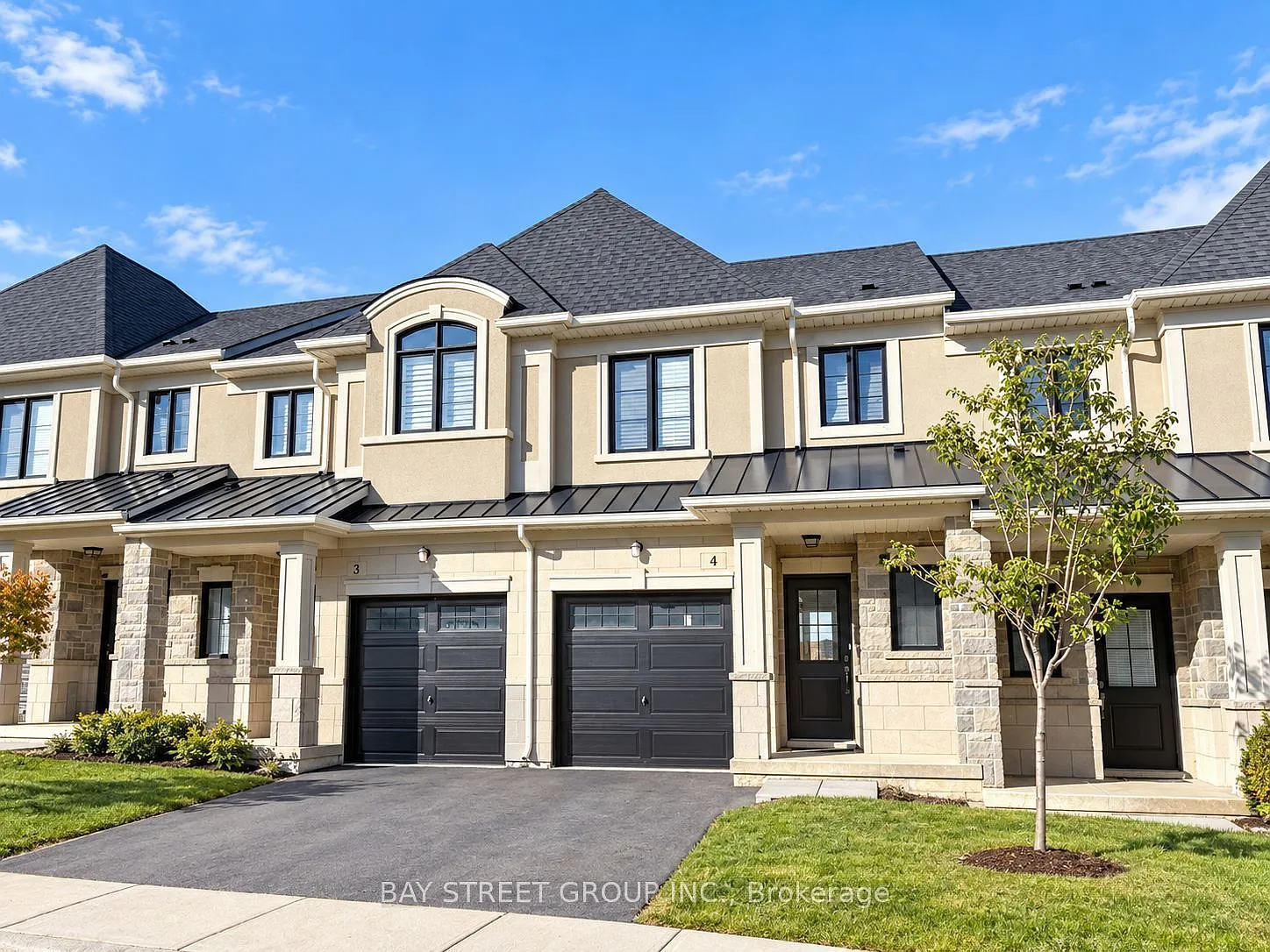 3 bed, $2,925 — Photo 2
