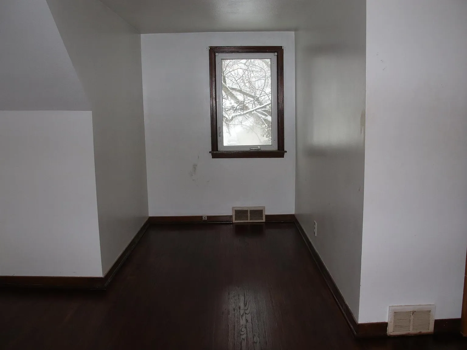 25 Lamont Drive — Photo 3