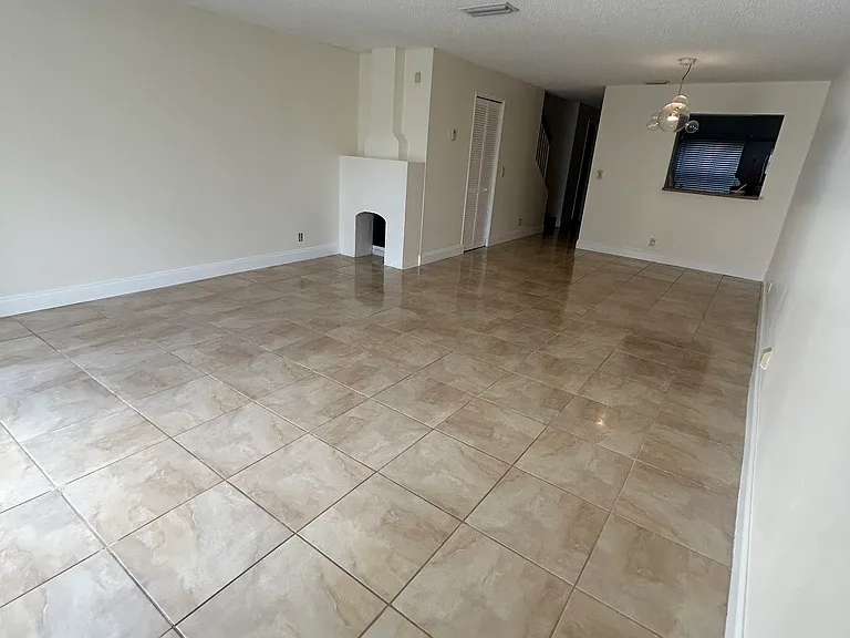 9884 NW 15th St — Photo 21