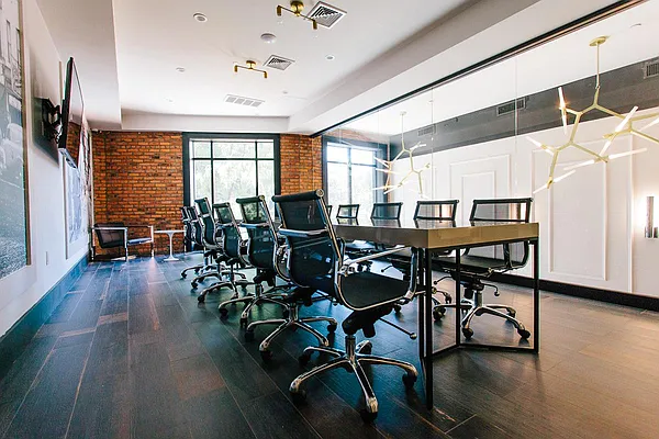 Rented by MySpaceNYC | media 30