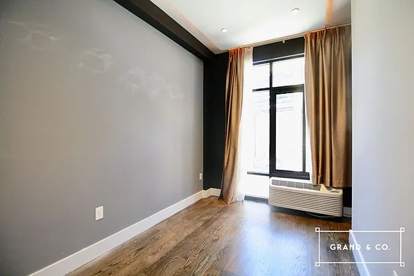 Rented by Grand & Co. | media 17