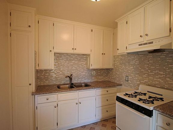 3rd image of 3609 E 1st St APT 7