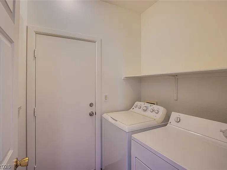 8836 Iron Hitch Ave — Photo 8