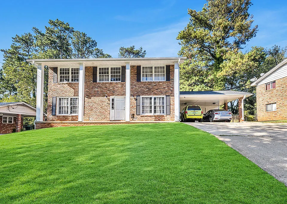 4023 Brookcrest Cir