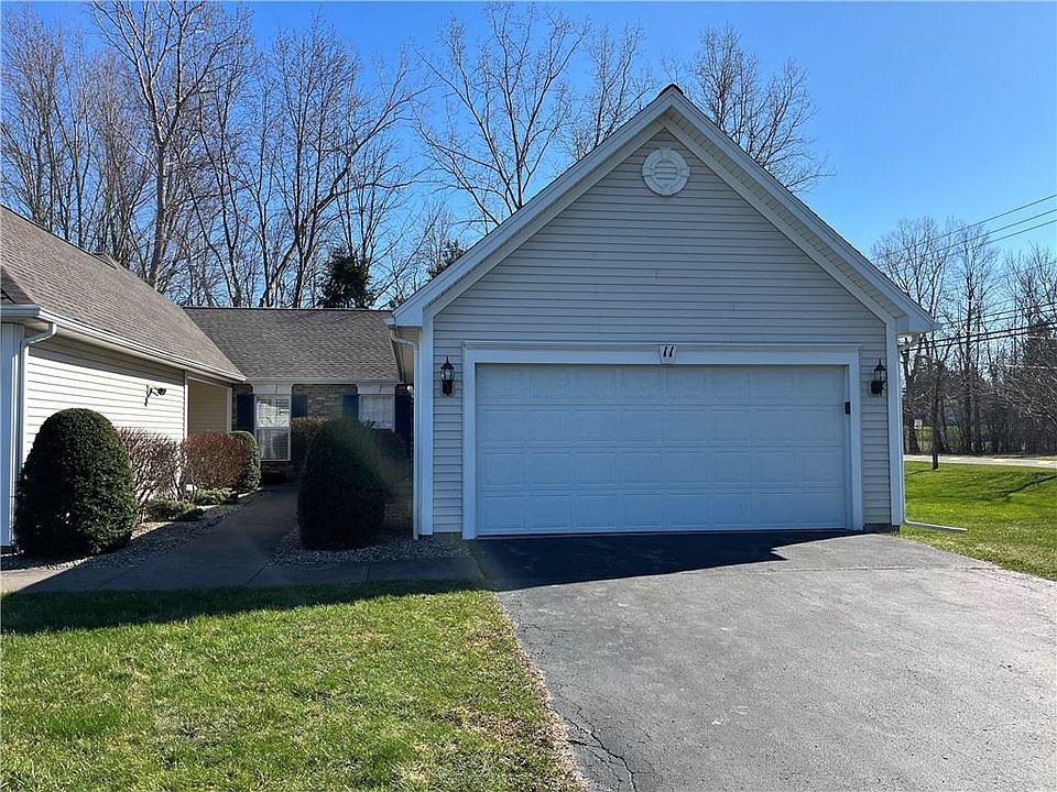 1st image of 11 Maier Cir