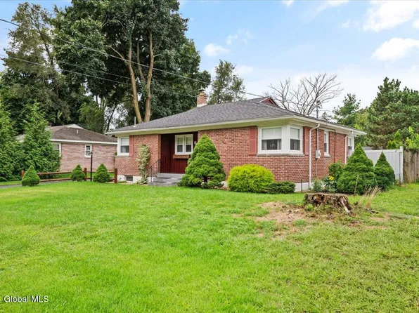 6 Cottonwood Place, Albany, NY 12205