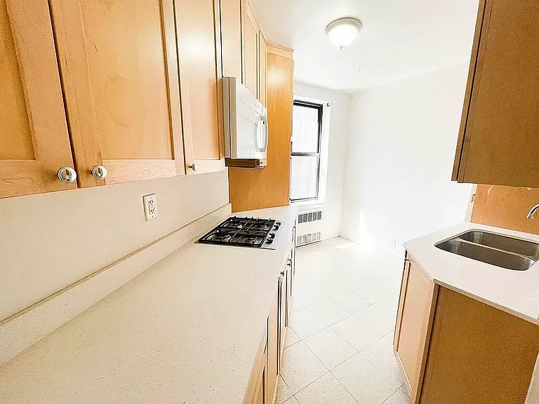 10025 Queens Blvd #5D — Photo 1