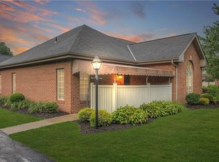 160 Crosswynds Dr, Beaver Falls, PA 15010