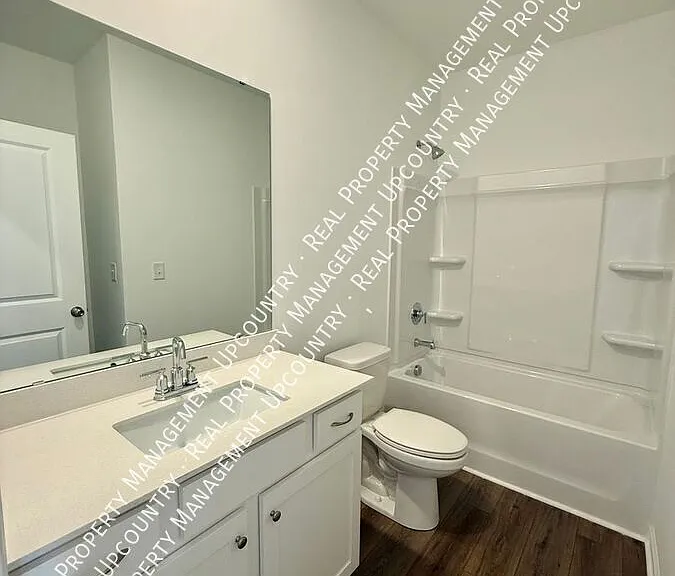 131 Holly Oak Ct — Photo 6