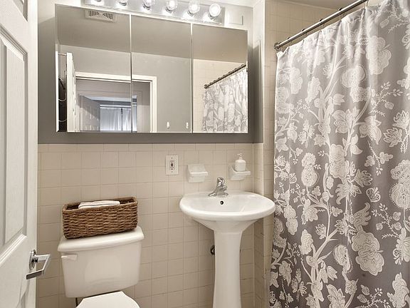 5th image of 279 W 117th St APT 5N