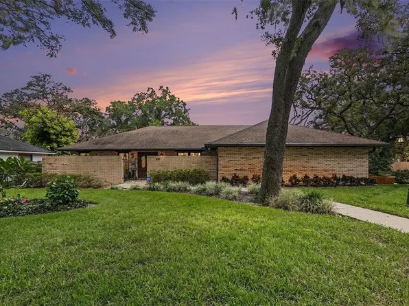 201 WILD OAK DRIVE, BRANDON, FL 33511