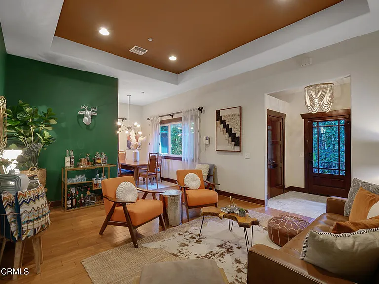 475 Cypress Ave — Photo 6