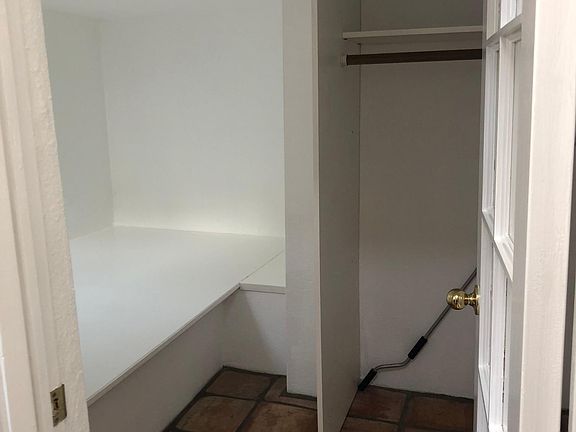 3rd image of 2150 Beach Dr APT C