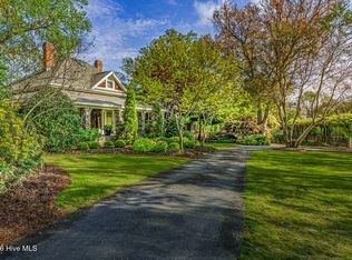 200 Cameron Avenue, Vass, NC 28394