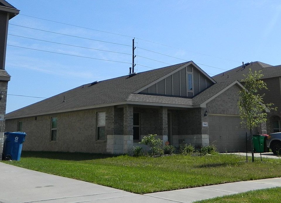 2nd image of 2906 Park Spring Dr