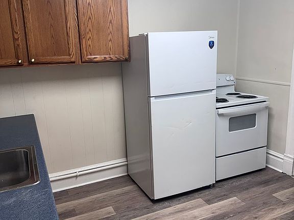 5th image of 640-642 Oak St #619-3FR