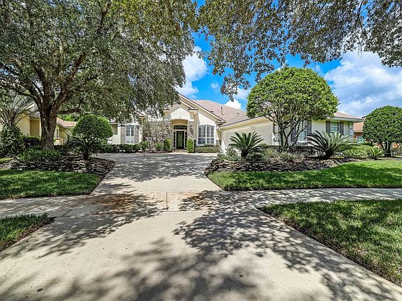 5th image of 261 Pinehurst Pointe Dr