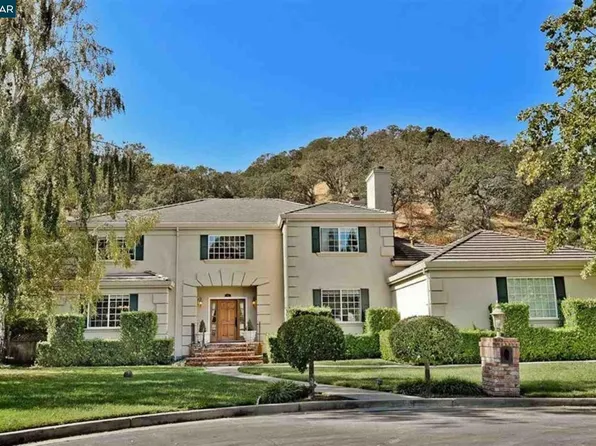 136 Lark Ct, Alamo, CA 94507