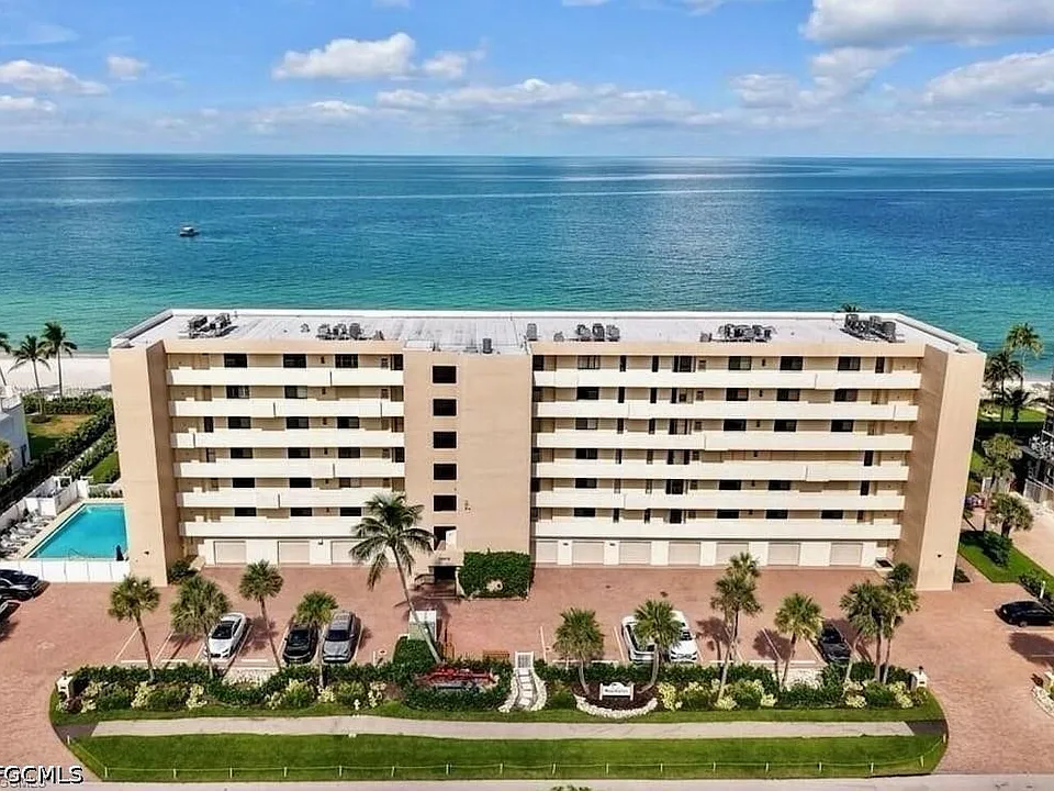 10475 Gulf Shore Dr #122