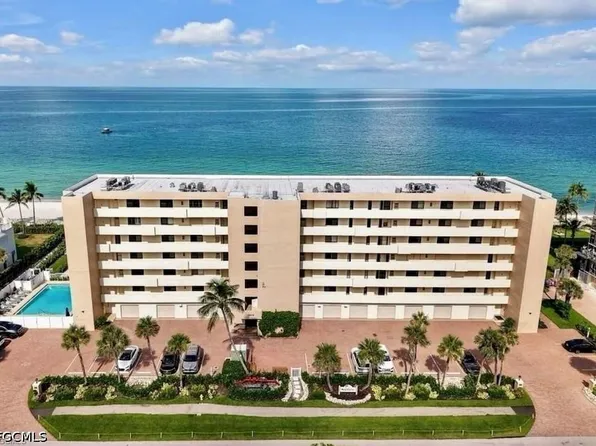 10475 Gulf Shore Dr APT 122, Naples, FL 34108