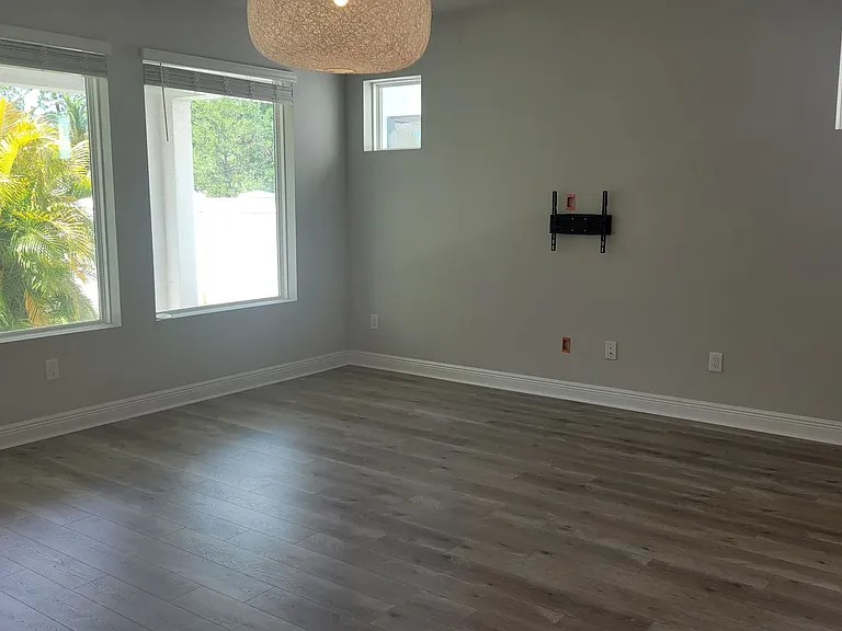 5534 Spanish Moss Cv — Photo 9