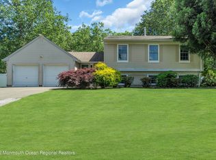 132 Johnathan Rd, Manchester, NJ 08759