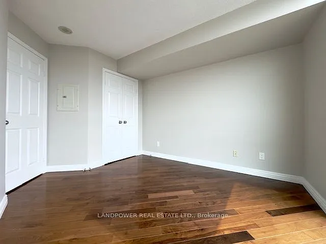 28 Harrison Garden Blvd #2005 — Photo 25