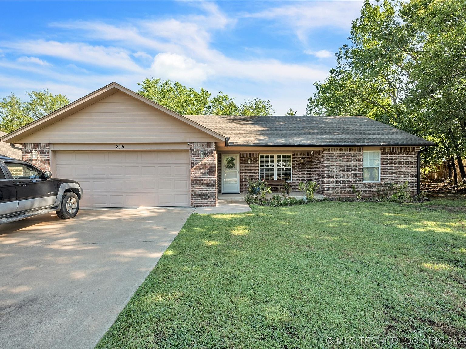215 W Muskogee Ave, Sapulpa, OK 74066 Zillow