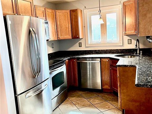 4th image of 728 Beverage Hill Ave APT 14