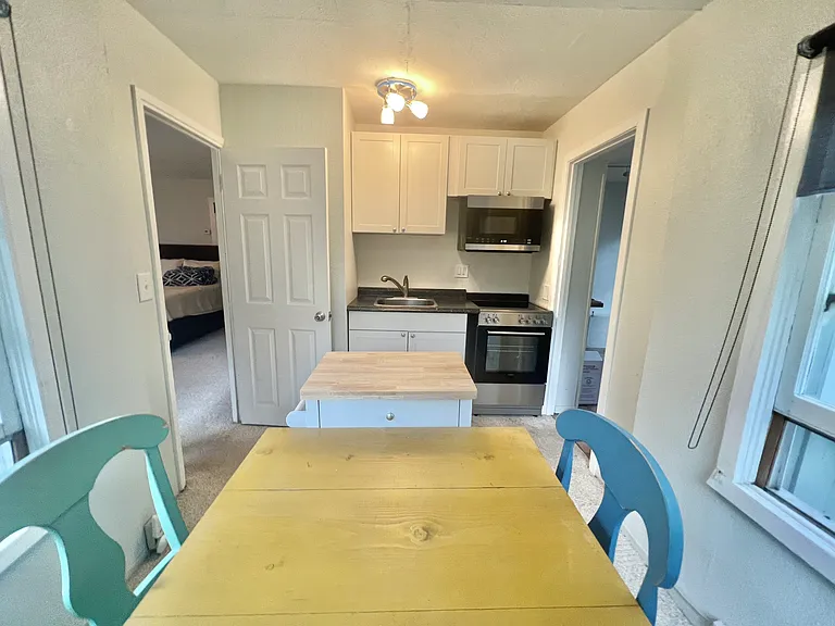 Dining & Kitchen